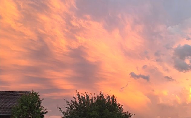 Erdgefluester erleben